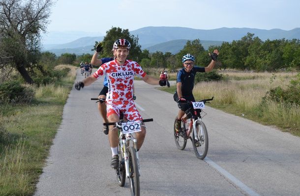 transdinara3