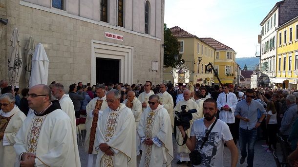 procesija2