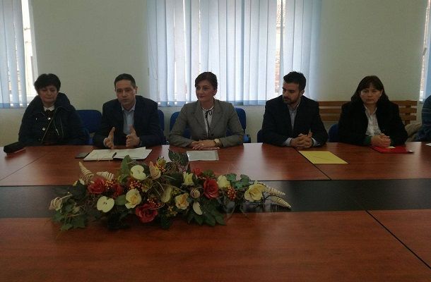 primopredaja_vlasti