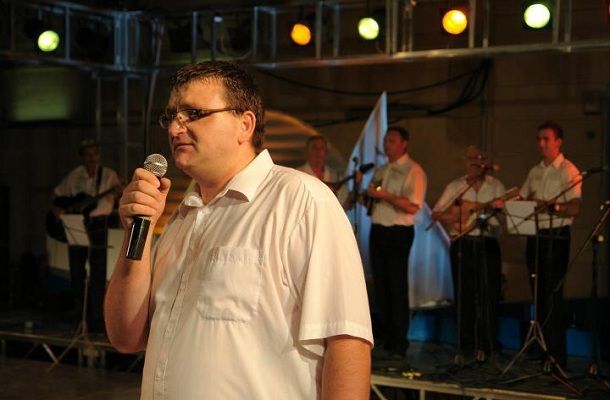ante_caric