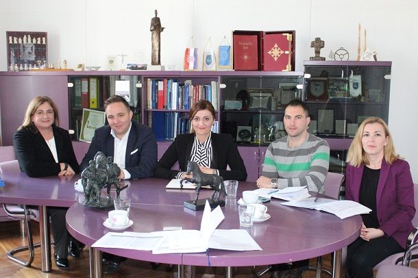 hgk_grad_sinj