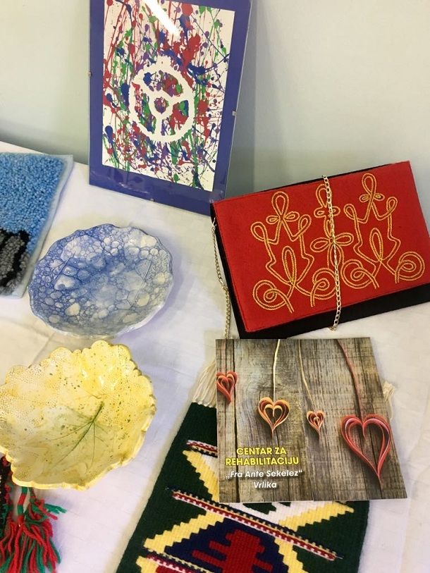 izlozba_fra_ante_sekelez_sinjski_ferali