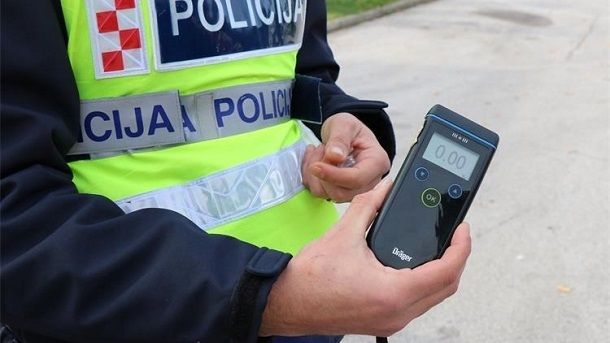 POLICIJA POLICIJA