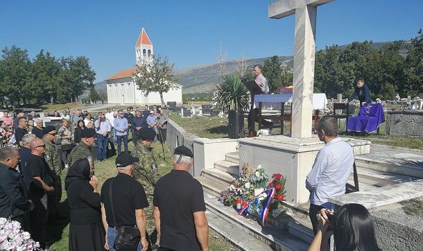 bitelić naslovna bitelić naslovna