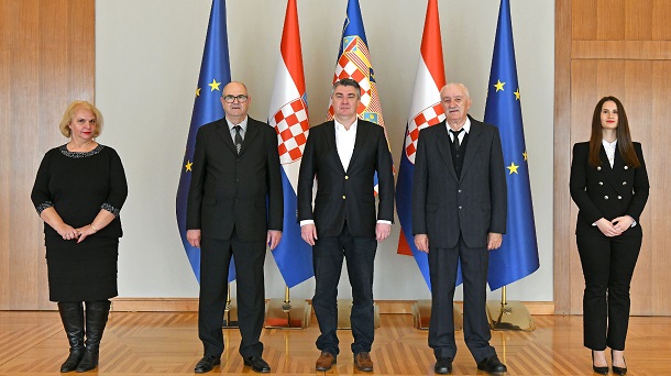 kazaliste predsjednik kazaliste predsjednik