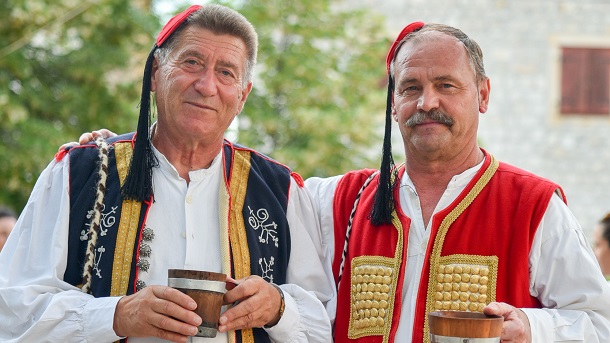 sajam sela sajam sela