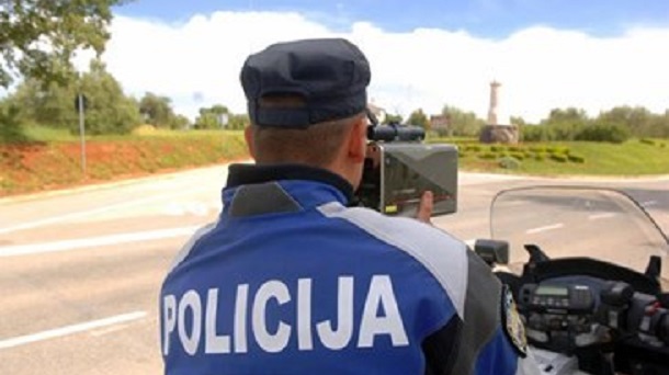 policija brzina policija brzina
