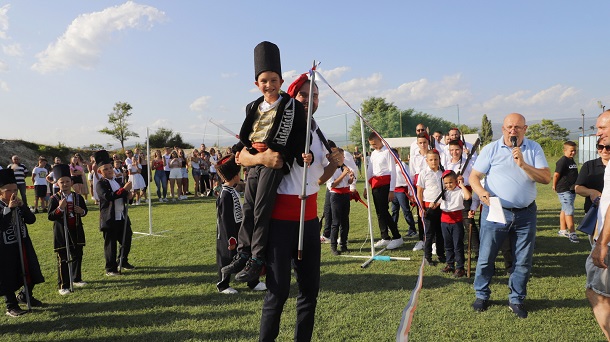 brnaski dernek naslovna brnaski dernek naslovna