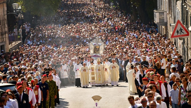PROCESIJA PROCESIJA