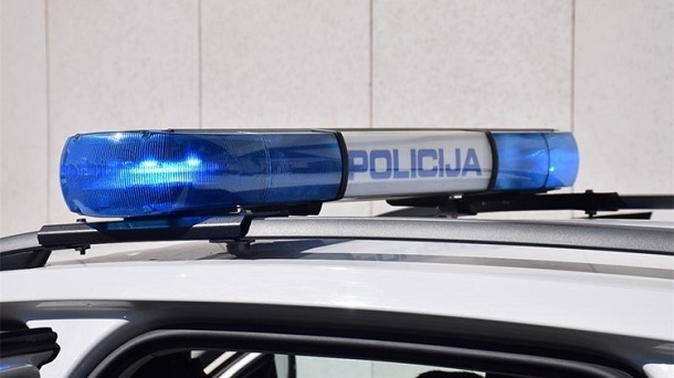 policija natpis