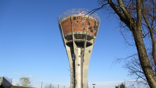 Vukovarski vodotoranj x Vukovarski vodotoranj x