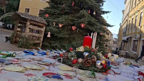 Božićni sajam Majčina dušica Božićni sajam Majčina dušica
