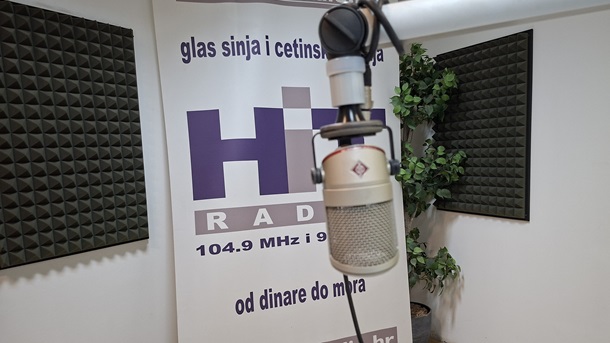 HIT RADIO STUDIO