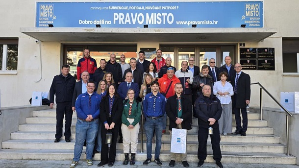 whatsapp image at whatsapp image at