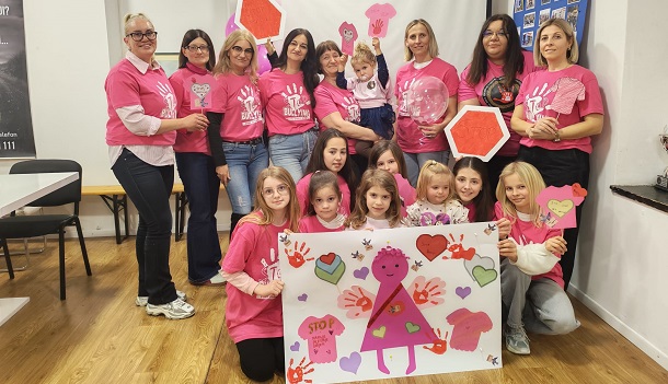 pink naslovna pink naslovna