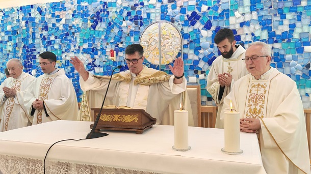 SINJ BLAGOSLOV KAPELE SINJ BLAGOSLOV KAPELE