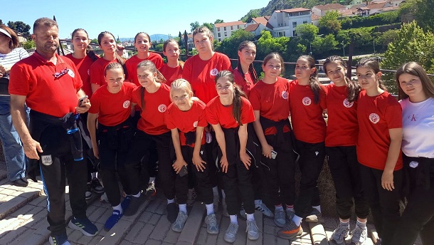 TRILJSKE RUKOMETAŠICE TRILJSKE RUKOMETAŠICE