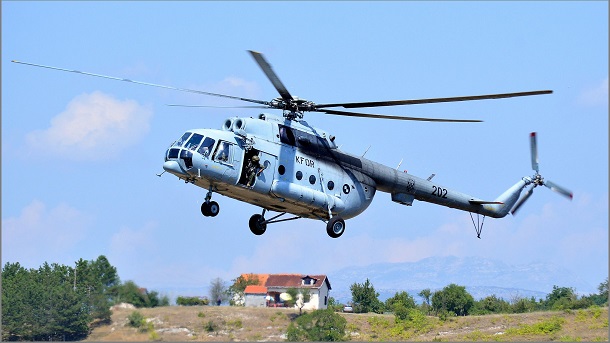 Helihopteri su uvijek atraktivni za mlađu populaciju Helihopteri su uvijek atraktivni za mlađu populaciju